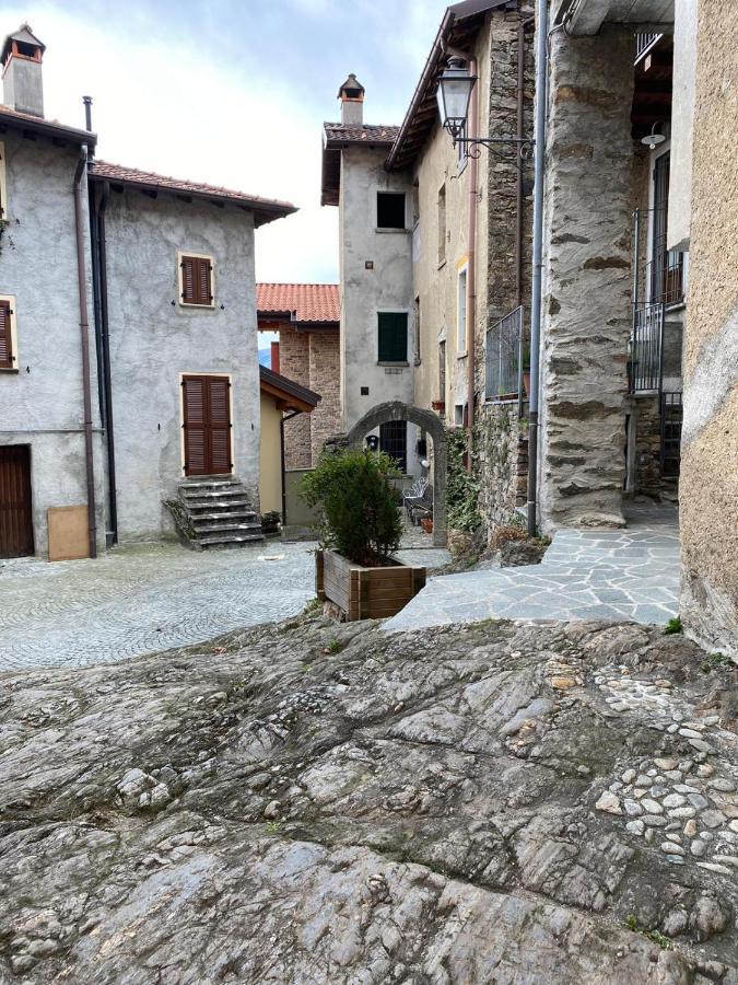 The Honeymoon Home Bellano Exterior foto
